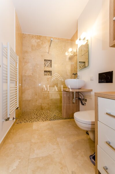 Sibiu, comision 0%, apartament 3 camere, 2 balcoane, boxa si parcare-